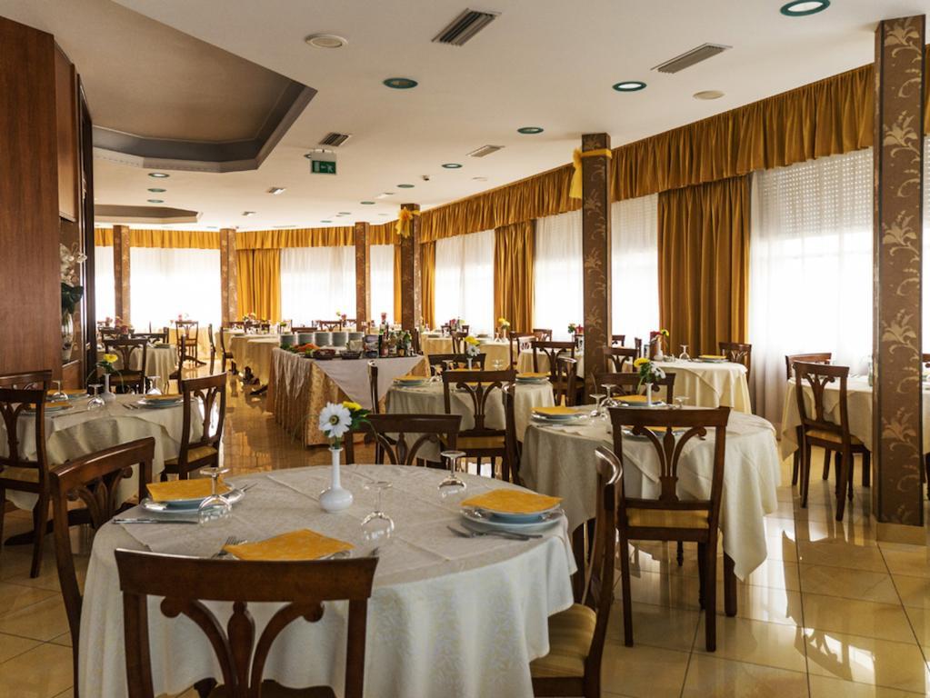 Hotel Fabius Bellaria-Igea Marina Eksteriør billede